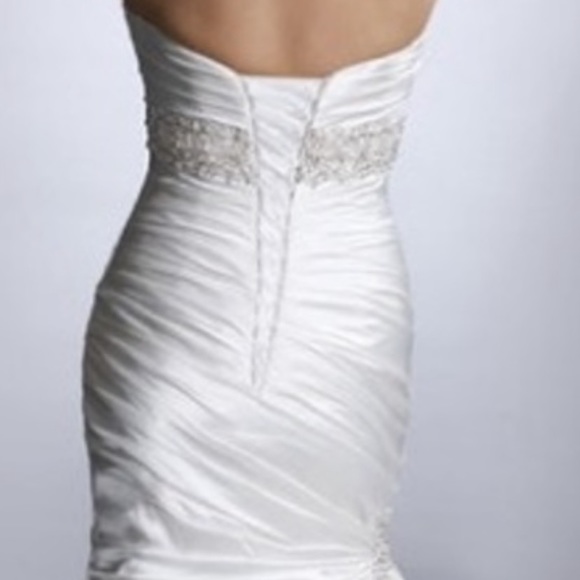 Stunning wedding dress sz 14. - Picture 5 of 5